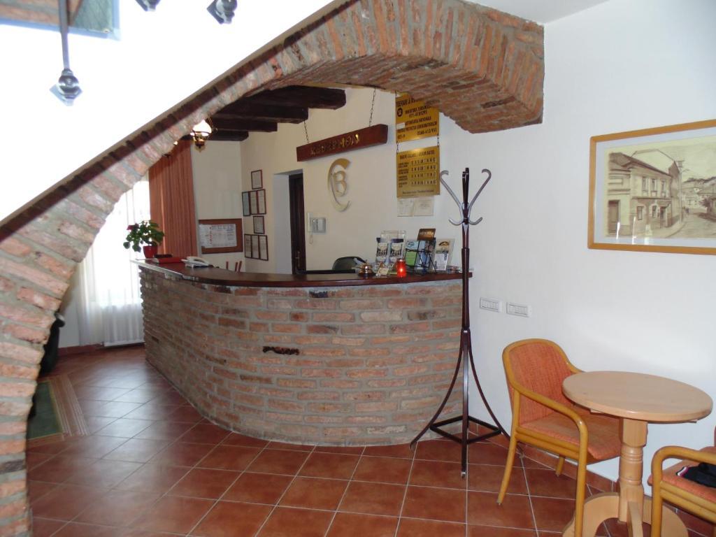 Curtea Brasoveana Bed & Breakfast