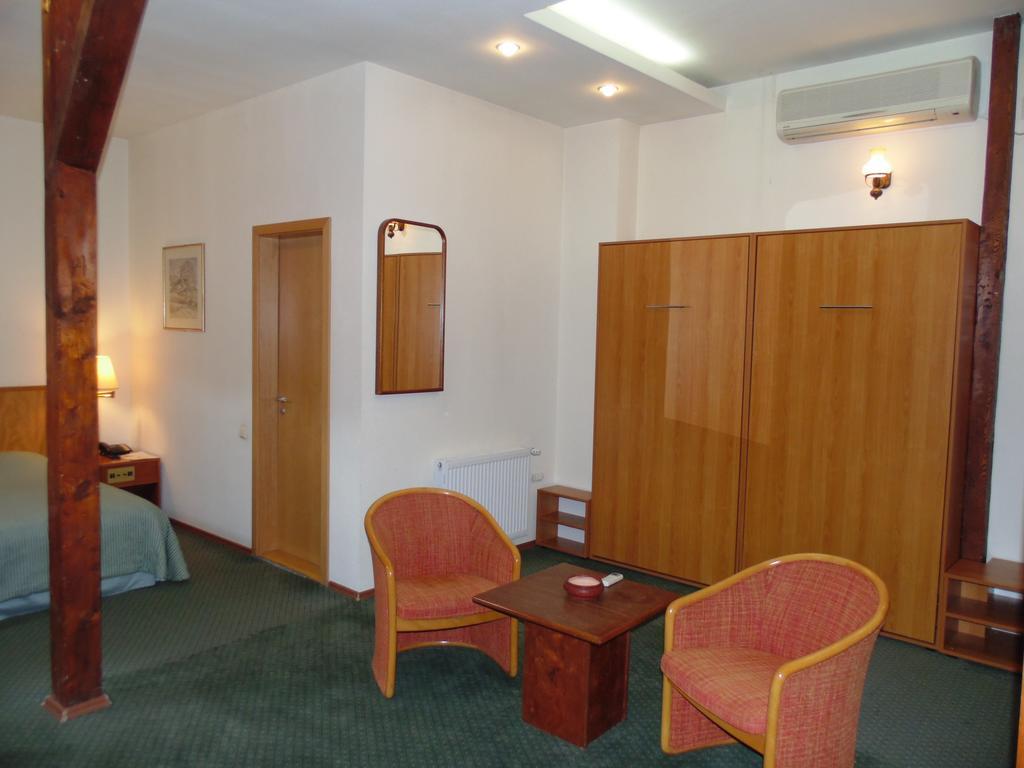 Bed & Breakfast Curtea Brasoveana Braşov