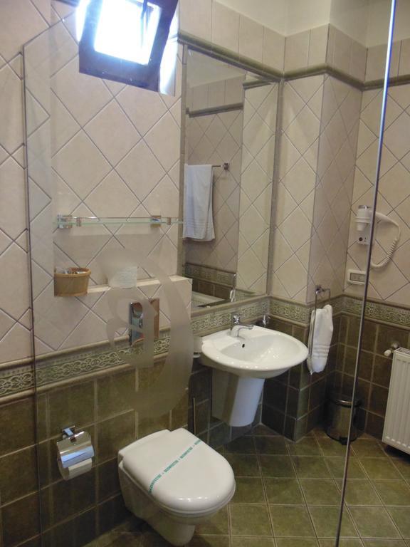 Curtea Brasoveana Bed & Breakfast Braşov